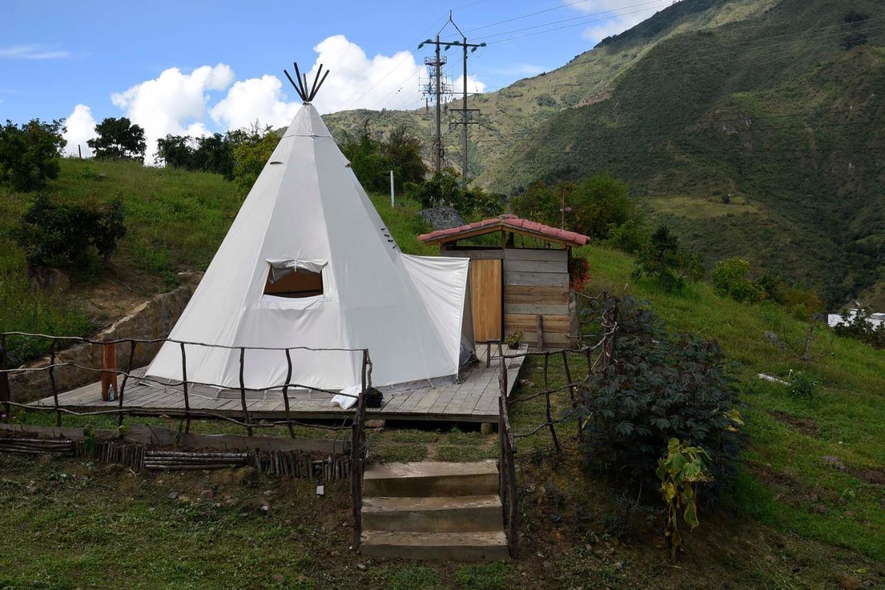 Hostal Las Valkirias Matanza Екстер'єр фото